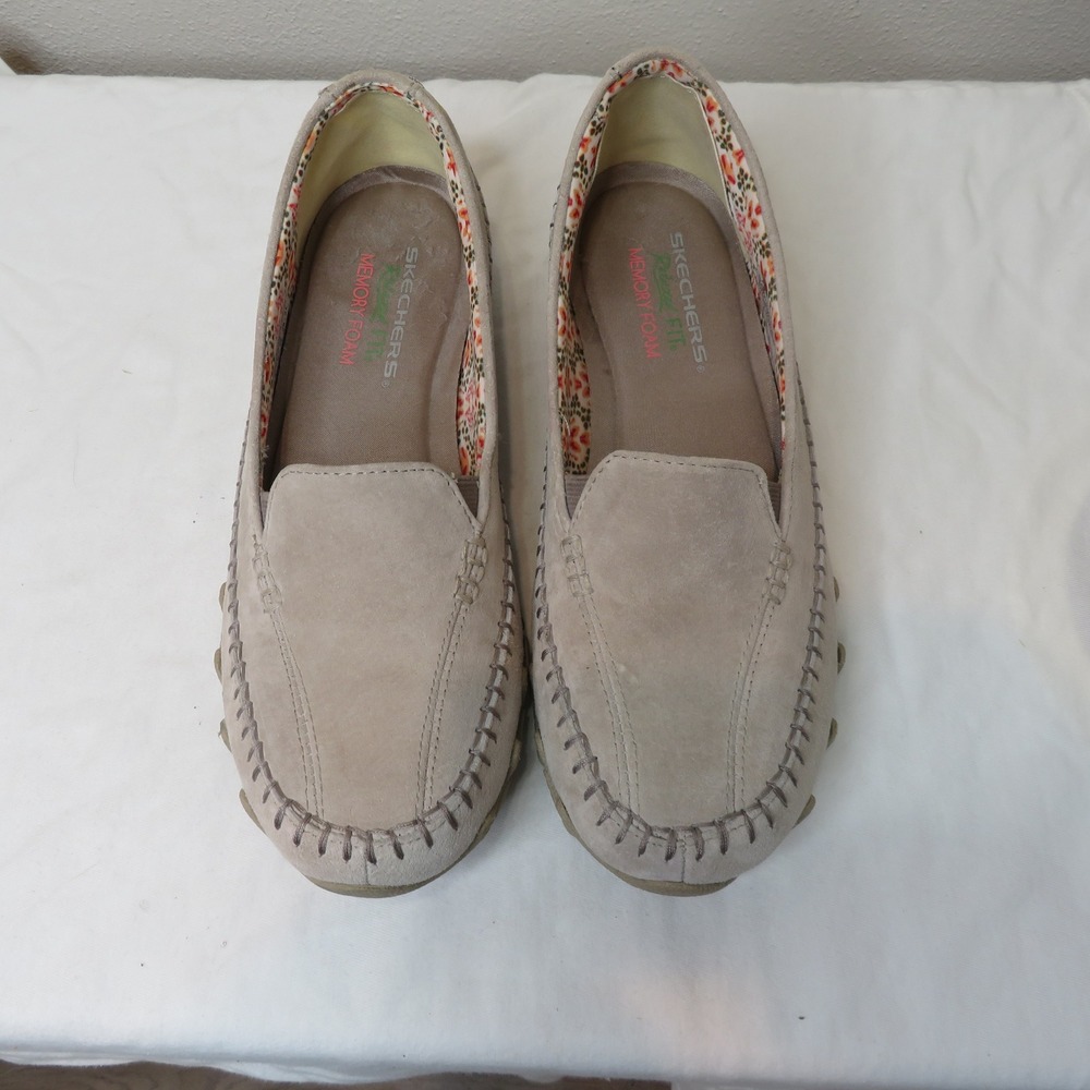 Skechers Relaxed Fit Memory Foam Taupe Suede Moc Toe Loafers 48930 Womens 8